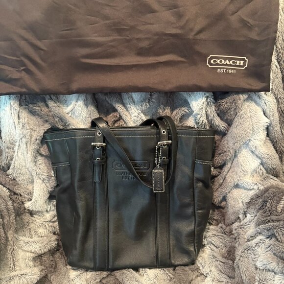 Coach Structured Shoulder Bag - Picture 1 of 3